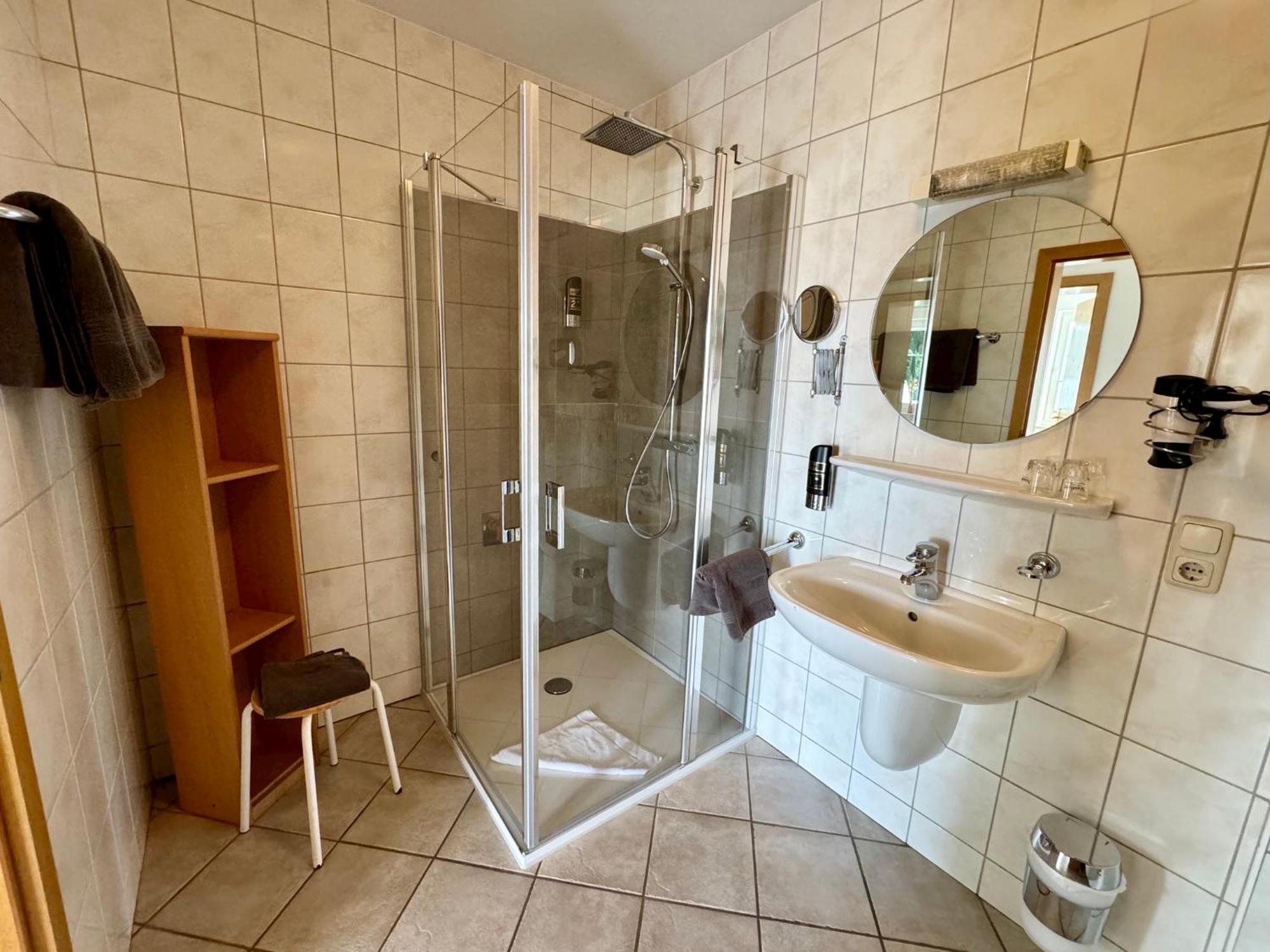 Schnuetgenhof Appartements Атендорн Екстериор снимка